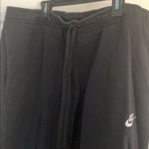 Nike  men’s jogging pants size XXL